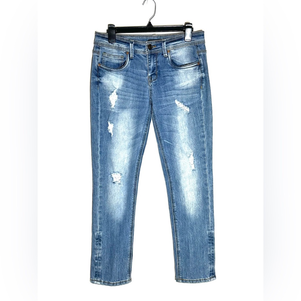 Dollhouse Charley Cropped Jeans